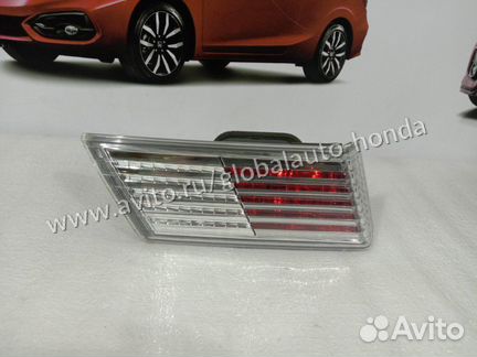 Фонарь в крышку багажника левый Honda Civic 4D 9