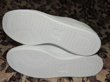 Adidas Stan Smith 27.5см размер
