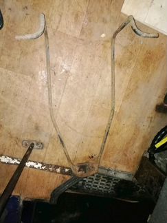 Продам крепления под запаску газель